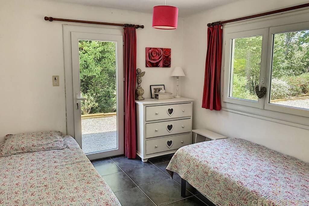 Maison Avec Piscine Chauffee Entre Mer Et Montagne Montauriol  Exteriör bild