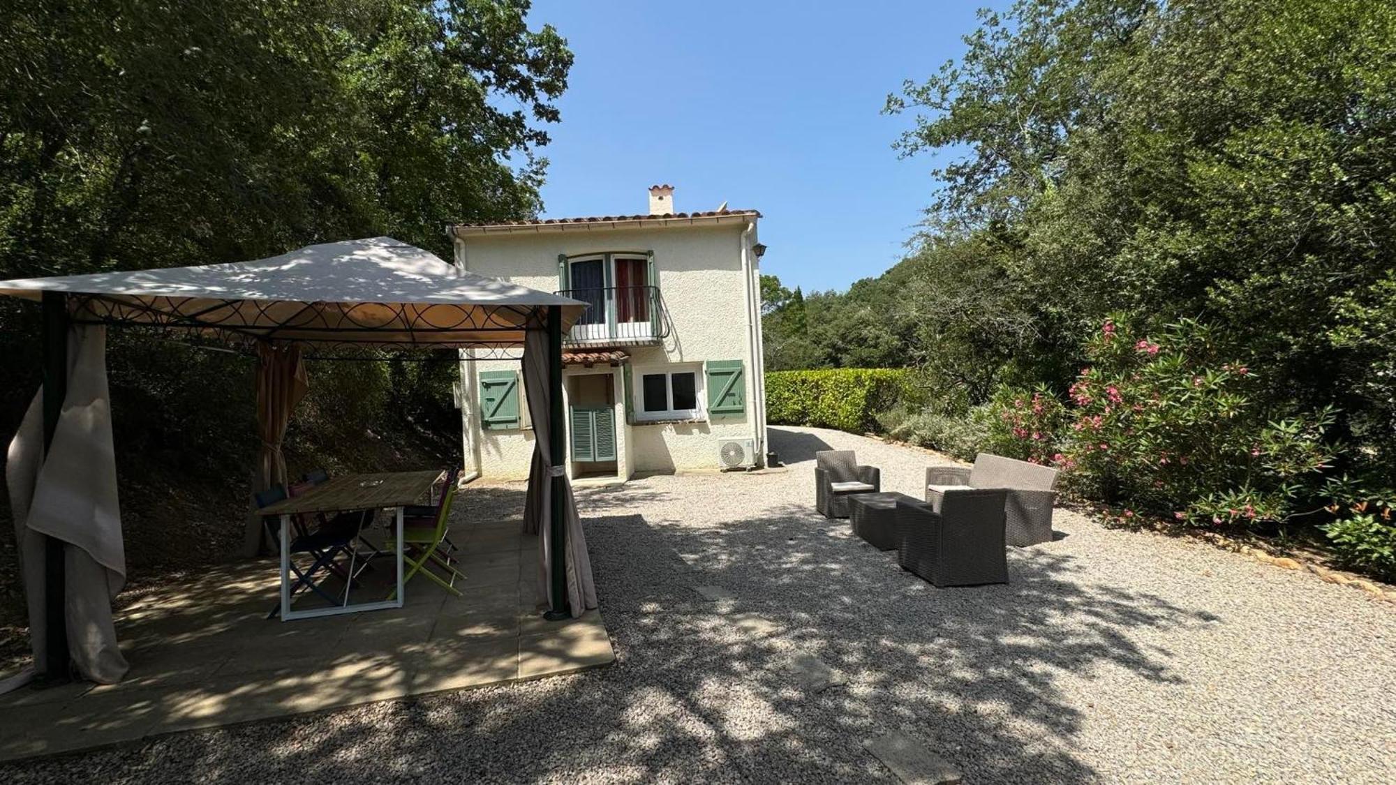 Maison Avec Piscine Chauffee Entre Mer Et Montagne Montauriol  Exteriör bild